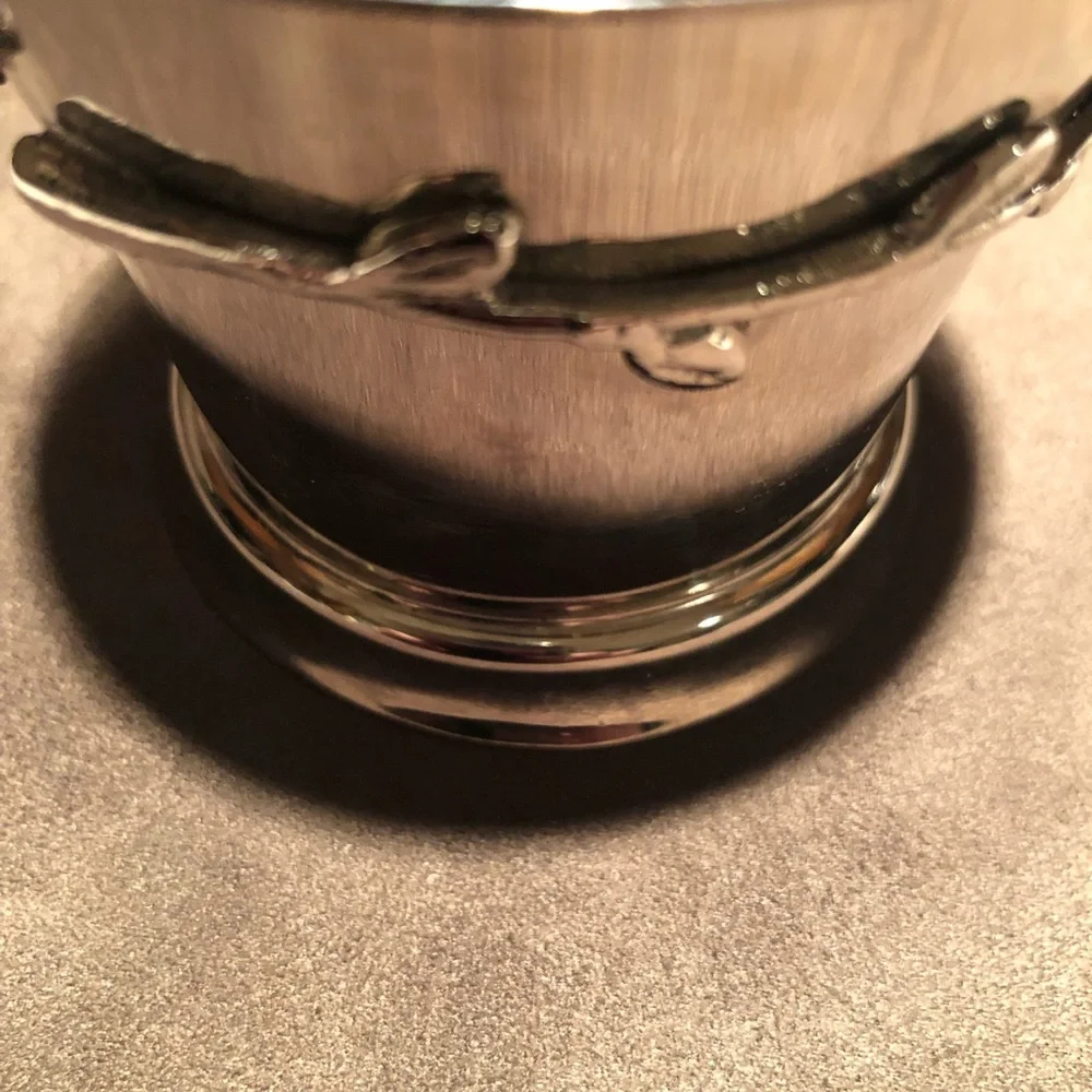 N/A great lidded